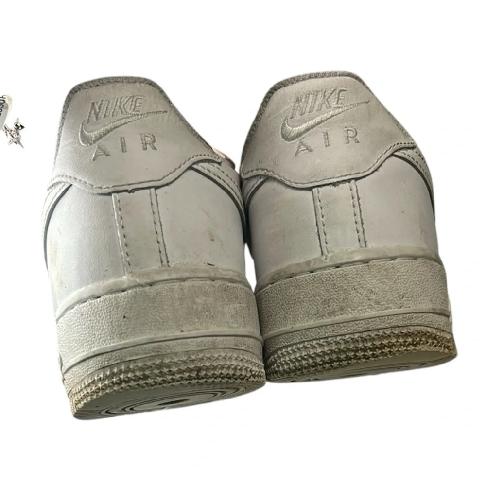 Nike please see